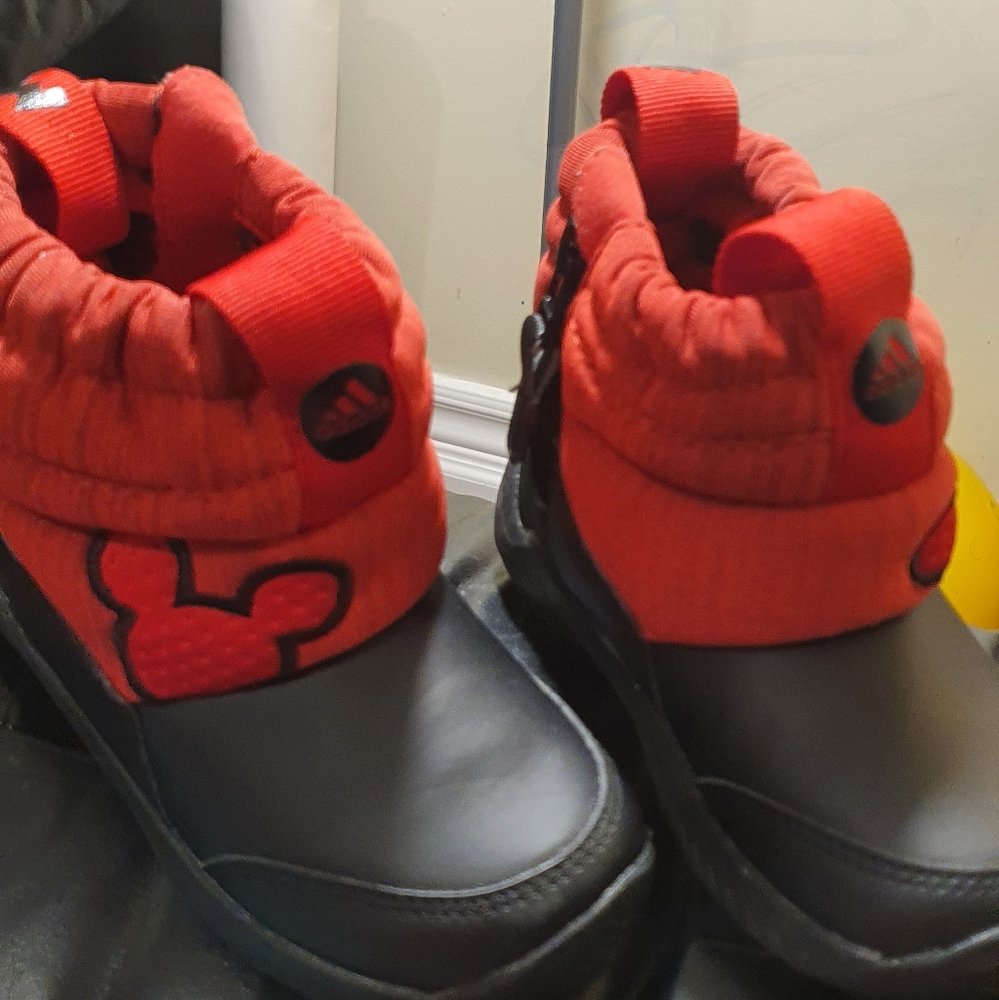 Infant Adidas snow boot